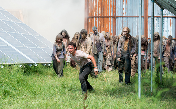 The Walking Dead Mid-Season Finale:  “Alexandria Falls”