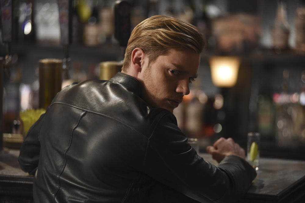 Shadowhunters Thoughts and Highlights from 2×13: “Those Of Demon Blood”